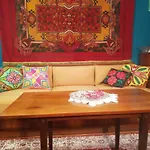 Apartament Prl Komuna 2.0