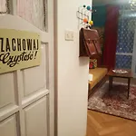 Apartament Prl Komuna 2.0